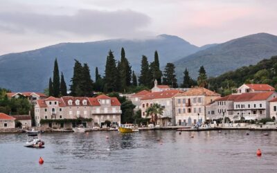 רוסה – מונטנגרו – כפר הדייגים רוסה – הפנינה הנסתרת של חצי האי לושט’יצה באי